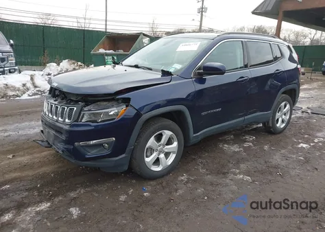 2019 Jeep Compass Latitude 4X4 from USA, damaged, VIN 3C4NJDBB8KT704168